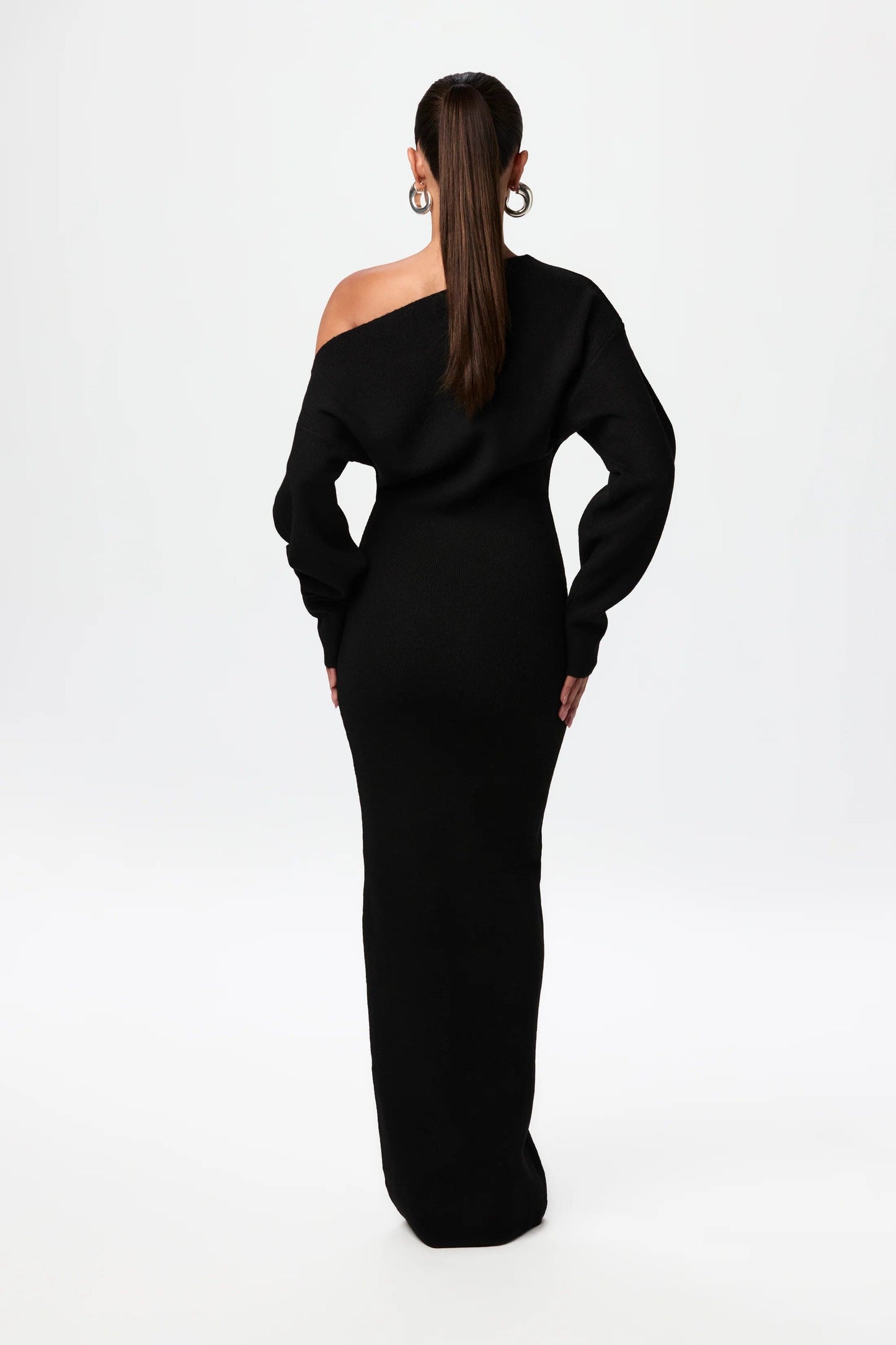 Séraphine Off-Shoulder Strickkleid